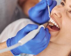 Restauração de dentes na Zona Sul de SP como é feito o atendimento - Dra. Letícia da Silva Cruz